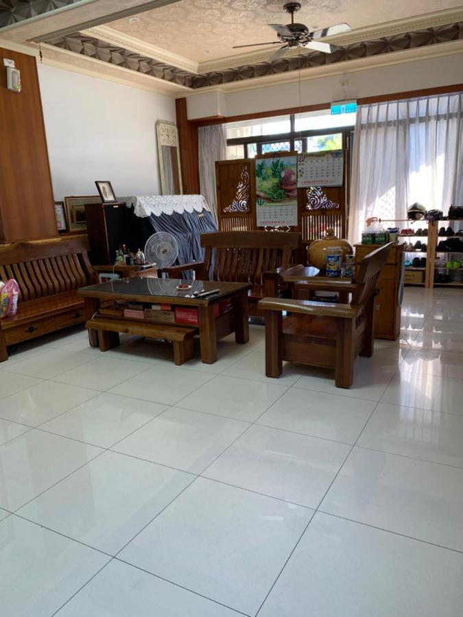 Niuge Minsu Homestay Yuli Esterno foto