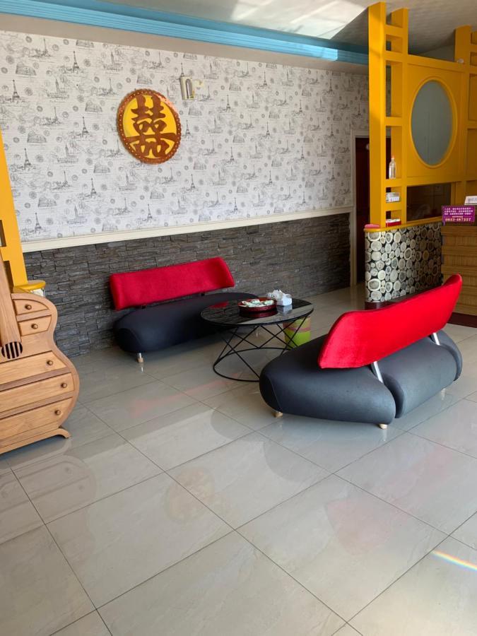 Niuge Minsu Homestay Yuli Esterno foto